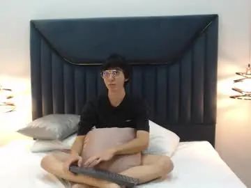 Gay sex chat with jeffbellfort - camgaychat.com - Britain