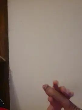 Gay sex chat with descampiaux - camgaychat.com - France