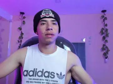 Gay sex chat with Muscle_Scott - camgaychat.com - Britain