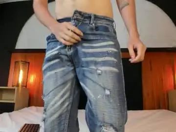 Gay sex chat with will_harvey - camgaychat.com - Britain