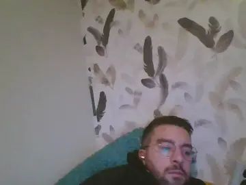 Gay sex chat with MAD__f - camgaychat.com - Portugal