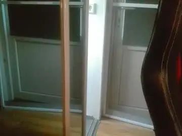 Gay sex chat with balszz - camgaychat.com - Britain