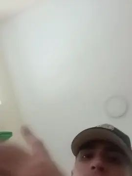 Gay sex chat with Agudelotainy - camgaychat.com - Spain