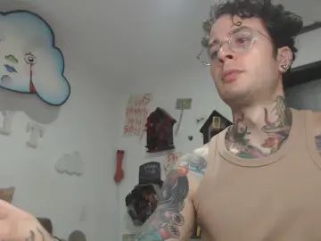 Gay sex chat with cryboy666 - camgaychat.com