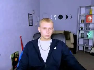 Gay sex chat with david_sunny - camgaychat.com - Britain