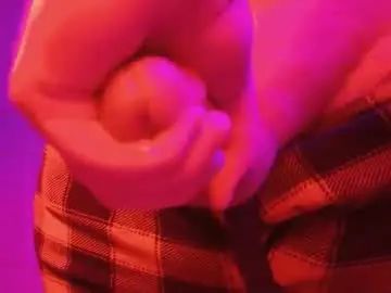 Gay sex chat with robby77777777777777 - camgaychat.com - Britain