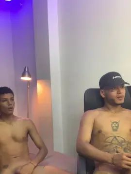 Gay sex chat with Master_boss77 - camgaychat.com - Portugal