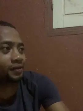 Gay sex chat with AshTrone - camgaychat.com - Britain