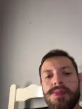 Gay sex chat with lucas7737 - camgaychat.com - Portugal