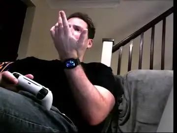 Gay sex chat with piedisetosi - camgaychat.com - Britain