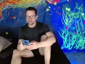 Gay sex chat with robert_poison1 - camgaychat.com - Britain