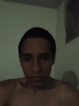 Gay sex chat with RtAlexisrt - camgaychat.com - Britain