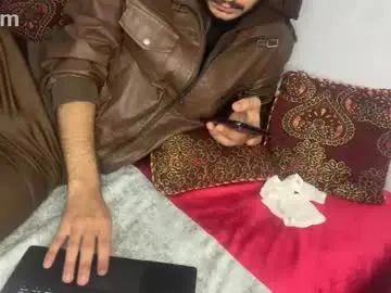 Gay sex chat with notyourlove55 - camgaychat.com - Britain