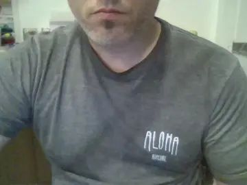 Gay sex chat with Arielsw43 - camgaychat.com - Spain