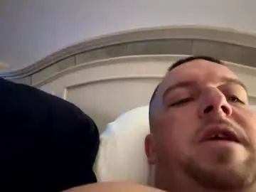 Gay sex chat with downtowndave48 - camgaychat.com - Britain