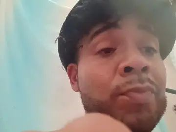 Gay sex chat with Lucifetbigcaod - camgaychat.com - Britain