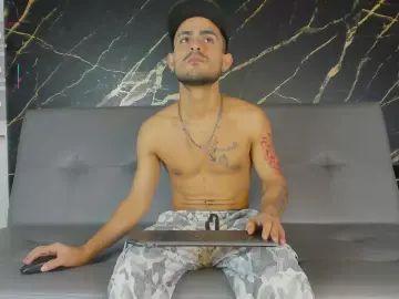 Gay sex chat with master_king_777 - camgaychat.com - Britain