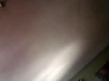 Gay sex chat with kxsljqpztwuv - camgaychat.com - Britain