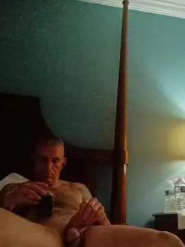 Gay sex chat with Boner_Donor_FL - camgaychat.com - Britain