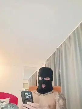 Gay sex chat with Padronexxl - camgaychat.com - Britain