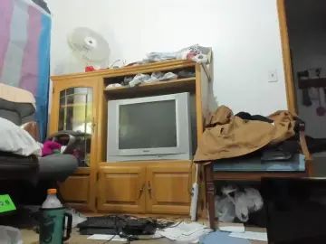 Gay sex chat with LilRoshs - camgaychat.com - Britain