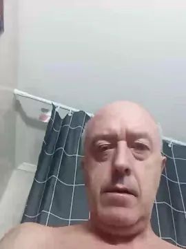 Gay sex chat with As0908 - camgaychat.com - Britain