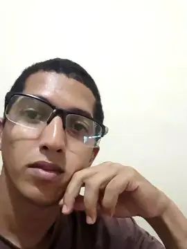 Gay sex chat with VictorVondoom - camgaychat.com - Portugal
