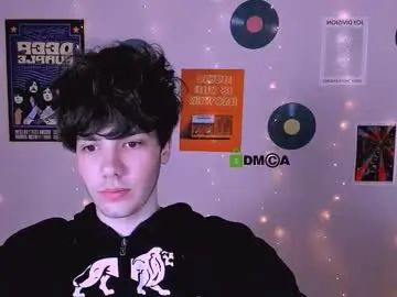 Gay sex chat with damon_rich - camgaychat.com - Britain