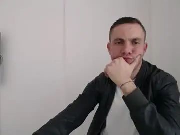Gay sex chat with masterchris03 - camgaychat.com - Britain