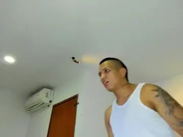 Gay sex chat with elpredy_ - camgaychat.com - Britain