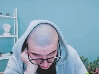 Gay sex chat with drew-soft - camgaychat.com