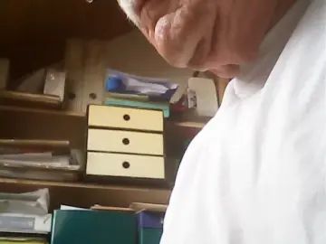 Gay sex chat with fantasysm1 - camgaychat.com - Germany