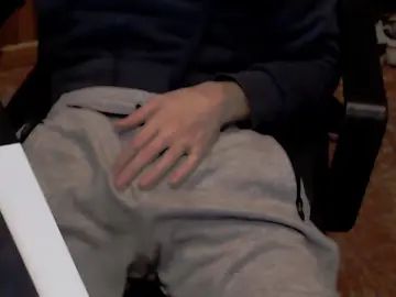 Gay sex chat with Pisellone26CM - camgaychat.com - Italy