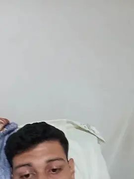 Gay sex chat with guilherme1937 - camgaychat.com - Portugal