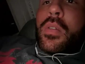 Gay sex chat with dilfnmilf4life - camgaychat.com - Britain