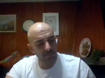 Gay sex chat with AgRocket19 - camgaychat.com - Italy