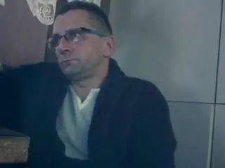 Gay sex chat with enormouscaptain - camgaychat.com