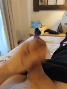 Gay sex chat with George9922 - camgaychat.com - Britain