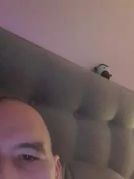 Gay sex chat with Camboy4y - camgaychat.com - Armenia