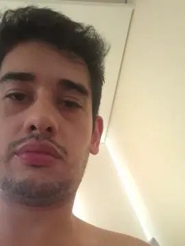 Gay sex chat with macielshow_sexy - camgaychat.com - Portugal