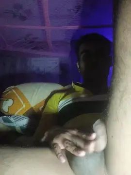 Gay sex chat with batboy77 - camgaychat.com - Britain