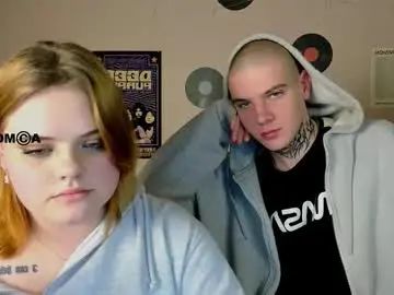 Gay sex chat with drew_soft_ - camgaychat.com - Britain