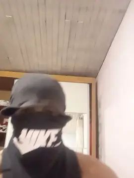 Gay sex chat with david6070 - camgaychat.com - Portugal