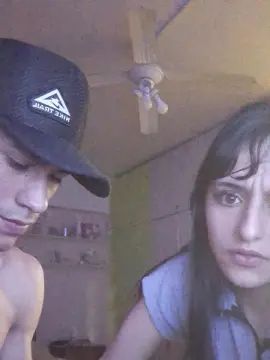 Gay sex chat with ParejitaZsurr - camgaychat.com - Spain