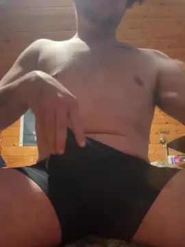 Gay sex chat with huntbunt - camgaychat.com - Britain