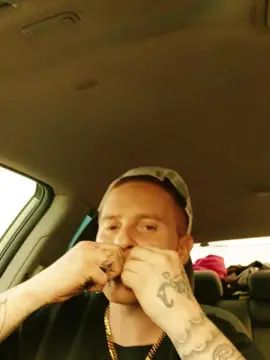 Gay sex chat with SNEAK69 - camgaychat.com - Britain