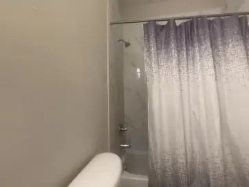 Gay sex chat with imshyguy323 - camgaychat.com - Britain