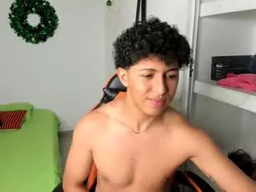 Gay sex chat with jhoner_browms - camgaychat.com - Spain