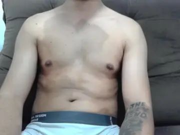 Gay sex chat with SrMancini - camgaychat.com - Portugal