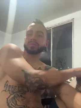 Gay sex chat with pelu26 - camgaychat.com - Spain
